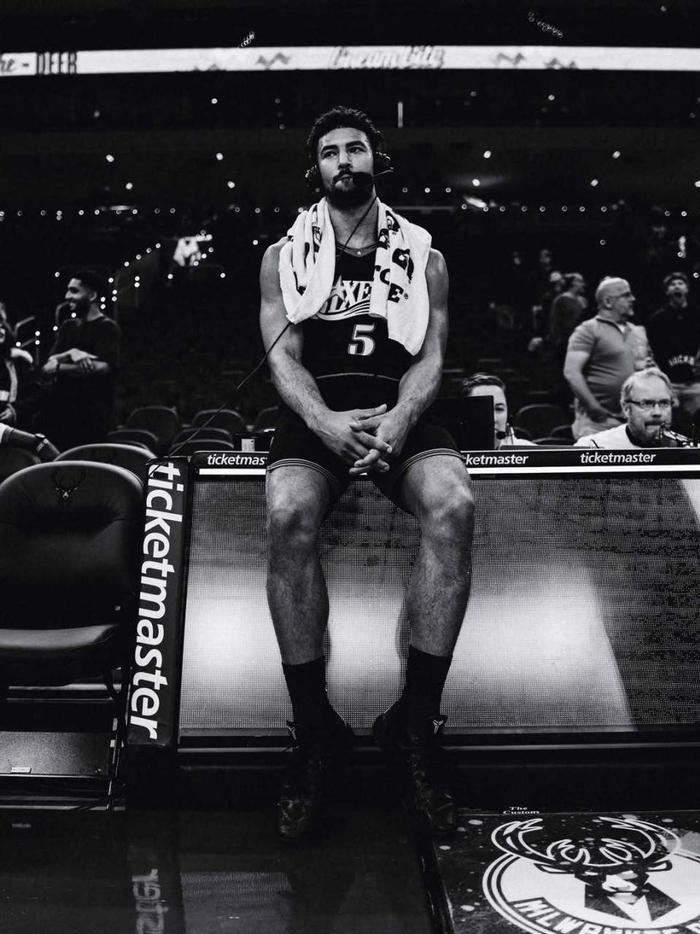 昆廷-格兰姆斯晒照展示赛场风采 数据亮眼引关注