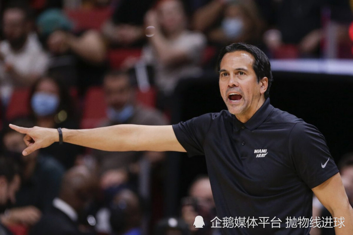 热火惨败步行者 阿德巴约状态下滑成关键